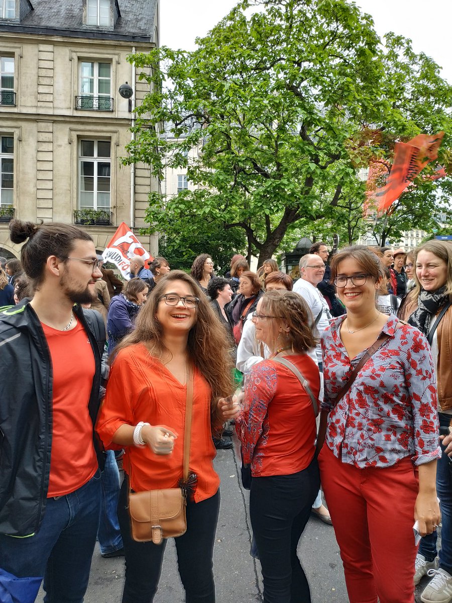 titelilii's tweet photo. Mardi 21 mai, devant le Sénat et partout en France #BloquonsBlanquer #Tousenrouge #StopReformesBlanquer
Nous n'avons pas #confiance
Nous ne nous tairons pas
@stylos_les @STOPreformes @FCPE_nationale @BlanquerStop #syndicats @Apelnationale https://t.co/52aZI0y1kf