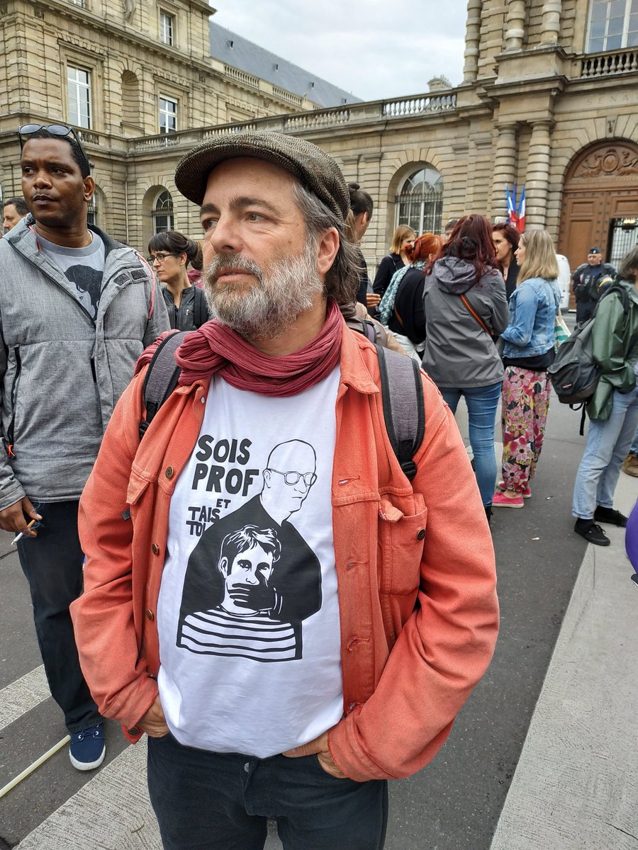 titelilii's tweet photo. Mardi 21 mai, devant le Sénat et partout en France #BloquonsBlanquer #Tousenrouge #StopReformesBlanquer
Nous n'avons pas #confiance
Nous ne nous tairons pas
@stylos_les @STOPreformes @FCPE_nationale @BlanquerStop #syndicats @Apelnationale https://t.co/52aZI0y1kf