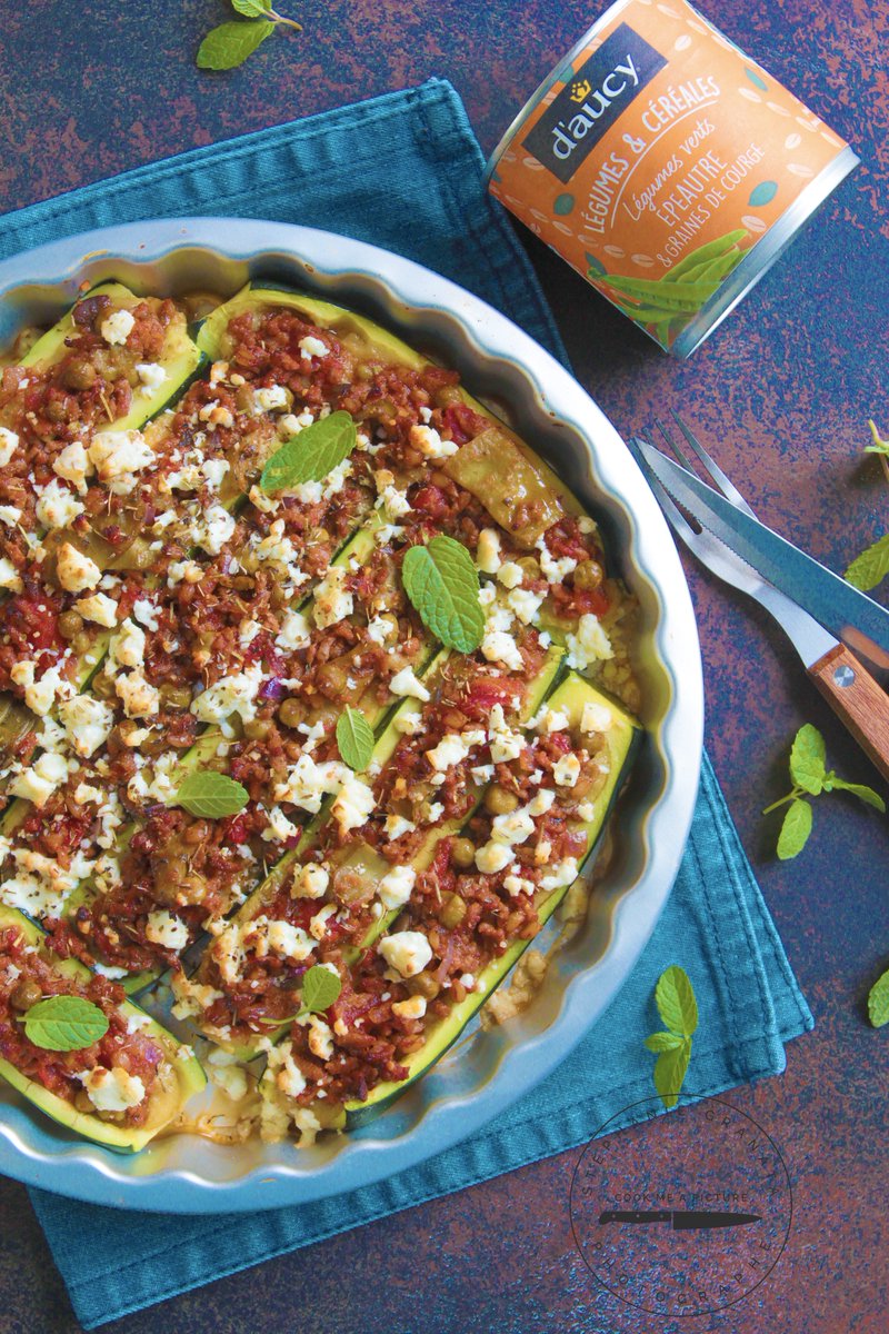 Hello :) j'espère que vous allez bien ! Une nouvelle recette vous attend sur le blog "Courgettes farcies" Une recette ensoleillée ;) 
latelierdestephetlolie.com/2019/05/21/cou…
#courgettes #recettes #courgettesfarcies <a href="/d_aucy/">daucy_fr</a> <a href="/Bureau2presse/">Agence BPA</a>