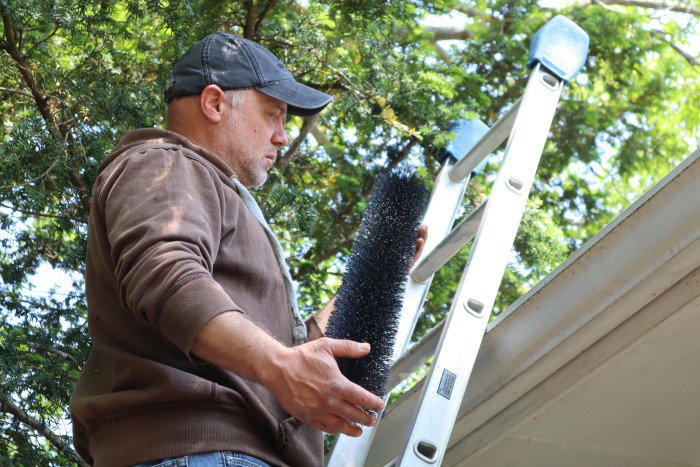 DeliciouslySavv's tweet photo. Maintain The Gutters On Your Home Affordably With @GutterBrush Gutter Guard's! #GutterBrush Gutter Guards Are Super Easy To Install, Super Effective & Amazingly Affordable For Homeowners! #Ad #DIY #homeowners 🍃
*
*
See My Before & Afters @DeliciouslySavv👉🏼https://t.co/D6VHXXUZpA https://t.co/jwV0Bm98hR