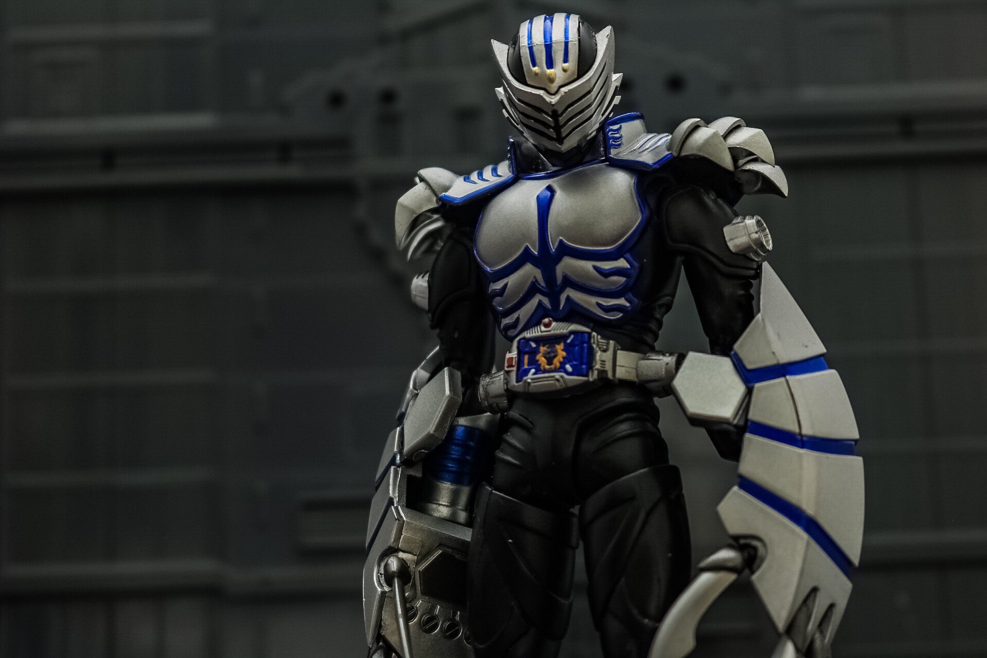 ねこぜ テーマ オススメフィギュア 過去 僕の推すすめフィギュアは 仮面ライダータイガ 理由 色的に暗めの背景にベストマッチ 素立ちでも動かしても 素立ち 龍騎の中だと割と人気 キャラ 病んでるセリフが似合いすぎる ねこぜ テーマ オススメフィギュア 過去 僕の推すすめフィギュアは 仮面ライダータイガ 理由 色的に暗めの背景にベストマッチ 素立ちでも動かしても 素立ち 龍騎の中だと割と人気 キャラ 病んでるセリフが似合いすぎる