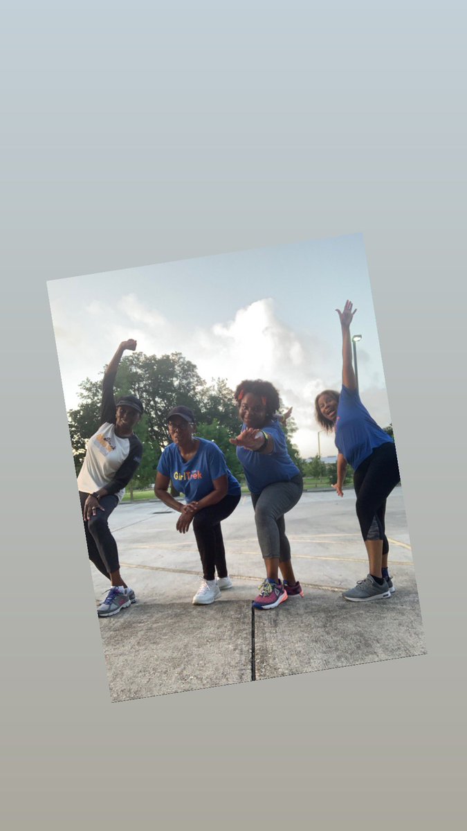 geauxnatural's tweet photo. Trekkinโ Tuesday!๐
๐
#TeamSunrise
#530am5K
#10WeekWalkingChallenge
#Week6
#Day2
#UltimateTrekker
#Day319
#31DayPlankChallenge
#MovingWithTheMayor
#GotToKeepMoving
#TeamGirlTrek
#girltrek
#nolatreks
๐๐๐งก https://t.co/LbaflWXXaG