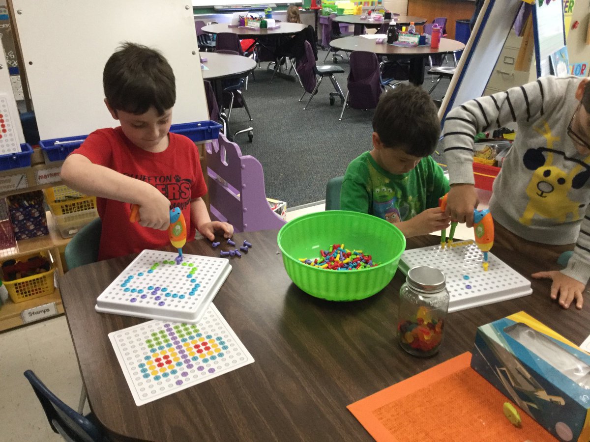 WilliamsonBhmsd's tweet photo. Fine motor jobs. https://t.co/CFbpiBdAmE