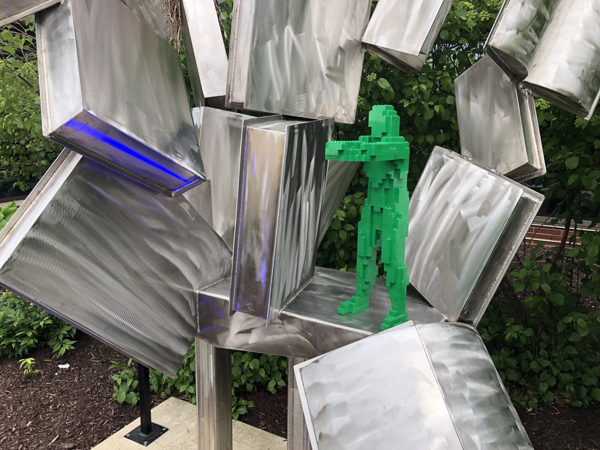 PeoriaMuseum's tweet photo. Hugman visited the @FondulacLibrary yesterday. He helped reshelf books, enjoyed the Flying Off The Shelf sculpture, and found his favorite book. Thanks to Library Director Genna Buhr for the invite.
@nathansawaya #Hugman #HugmanAdventures #ArtoftheBrick #AOTB #AOTBPeoria #LEGO https://t.co/3fu4sXuN28