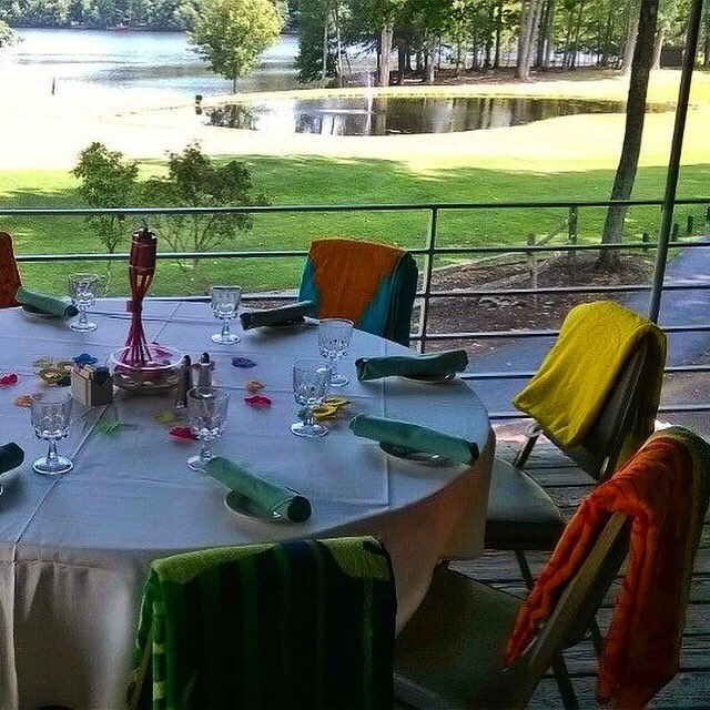 Paupack_Hills's tweet photo. Let us host your graduation party 🎈 https://t.co/dkAEQOalWZ