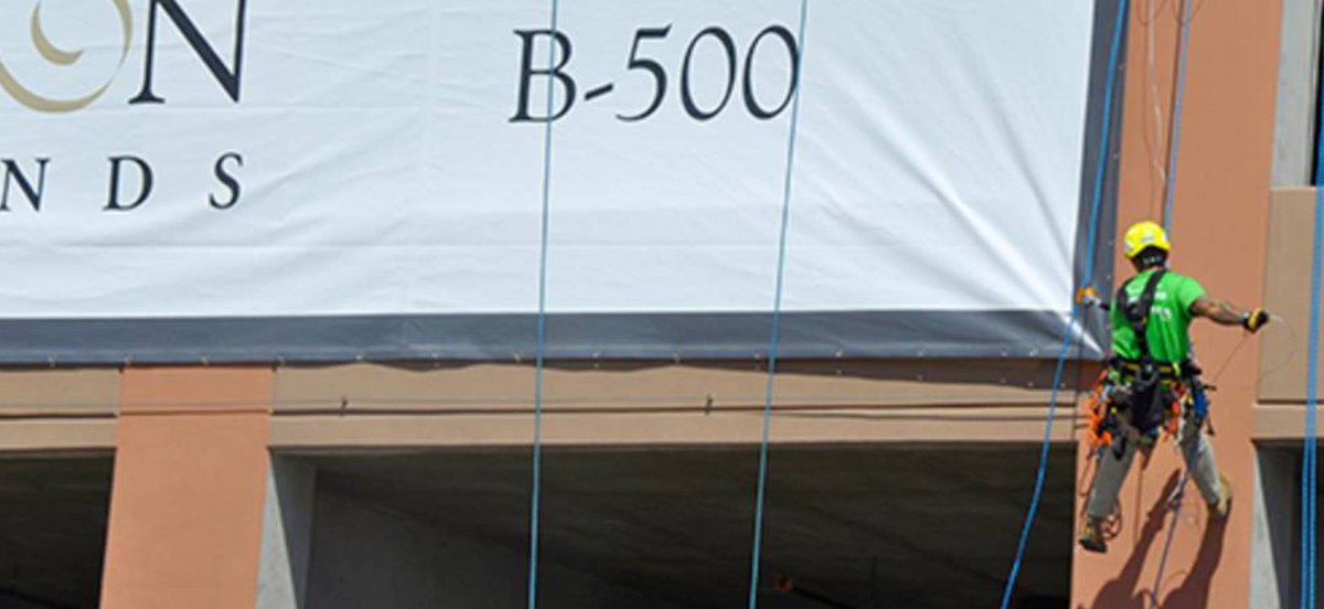 CR_Vegas's tweet image. Afraid of heights? :) Installation Services are a big part of who we are. You can’t “Print Big” and not finish the job! You'll see our work all over town, from the sides of hotels and casinos to office and retail buildings multiple stories tall!  #WeInstall #WeColorVegas