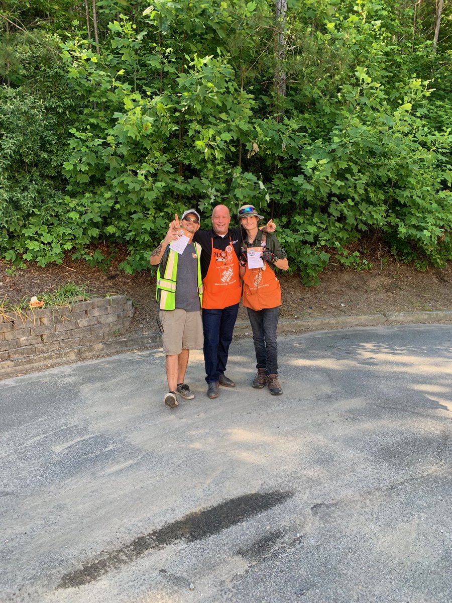 Matt Missildine (@missildinej) on Twitter photo Meet Colin and Travis at 156 Acworth setting the perimeter standards for the store. Thank you both for all you do! <a href="/TTChapman13/">Teresa Chapman</a> @AmackerHDHR <a href="/ChrisBergHD/">@ChrisBergHD</a> Meet Colin and Travis at 156 Acworth setting the perimeter standards for the store. Thank you both for all you do! <a href="/TTChapman13/">Teresa Chapman</a> @AmackerHDHR <a href="/ChrisBergHD/">@ChrisBergHD</a>