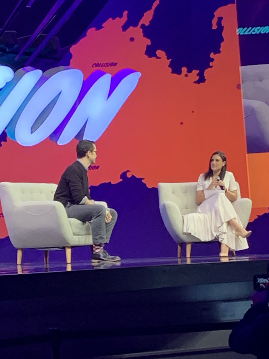 MKBosompra's tweet photo. Do it for more than the likes... Gordon-Levitt weary of social media #CollisionConf https://t.co/XNABaF7dBr