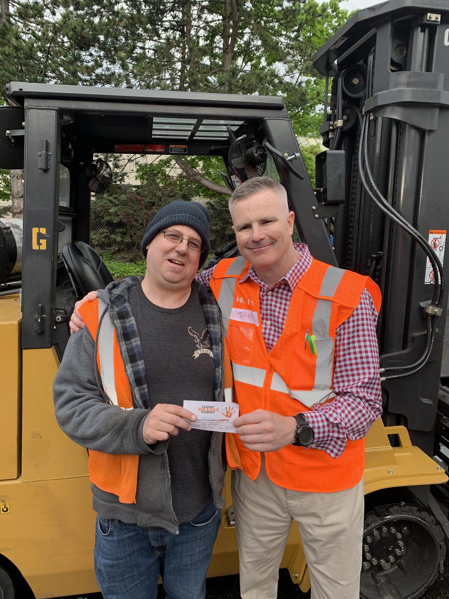 Safety is a choice.  We choose to work safe at the Kent BDC #5799!! Paul was caught organge handed working safe! <a href="/Sharrcasm/">Sharrcasm</a> <a href="/MNevesTHD/">Marcia Neves</a>