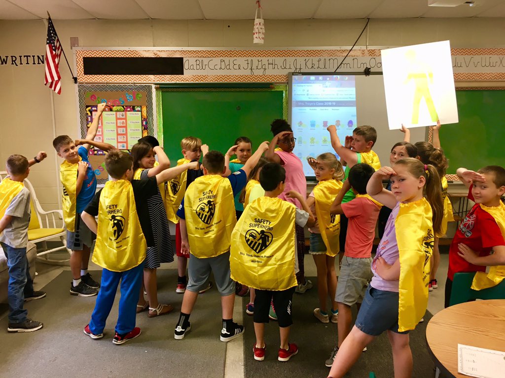 ambertroyemcb3's tweet photo. Safety Superhero’s ready for summer! @McBrideMtnLions #SGFYields #McBrideJourney https://t.co/dXgfPxJXuG