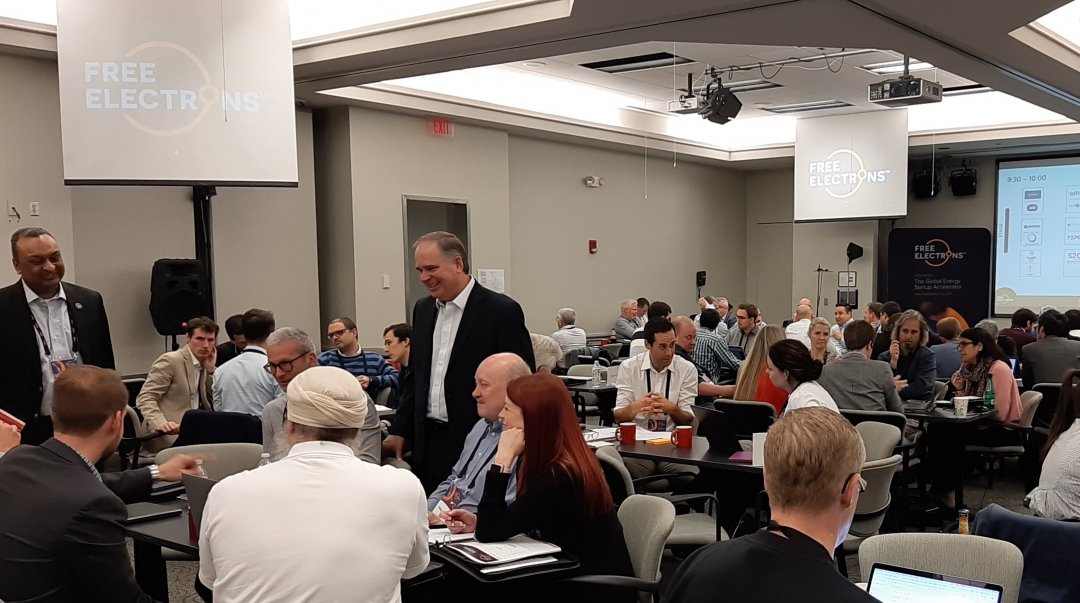 Free Electrons'24 tweet media