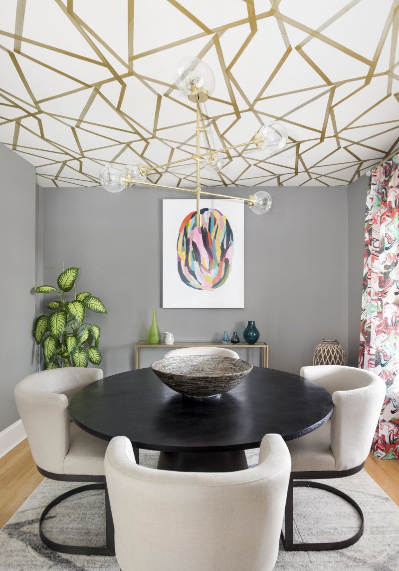 dominomag's tweet photo. Just Because It’s Called Wallpaper Doesn’t Mean It Can’t Go on Your Ceilings: https://t.co/ZYEBMO4znk https://t.co/NGOFjimCLF