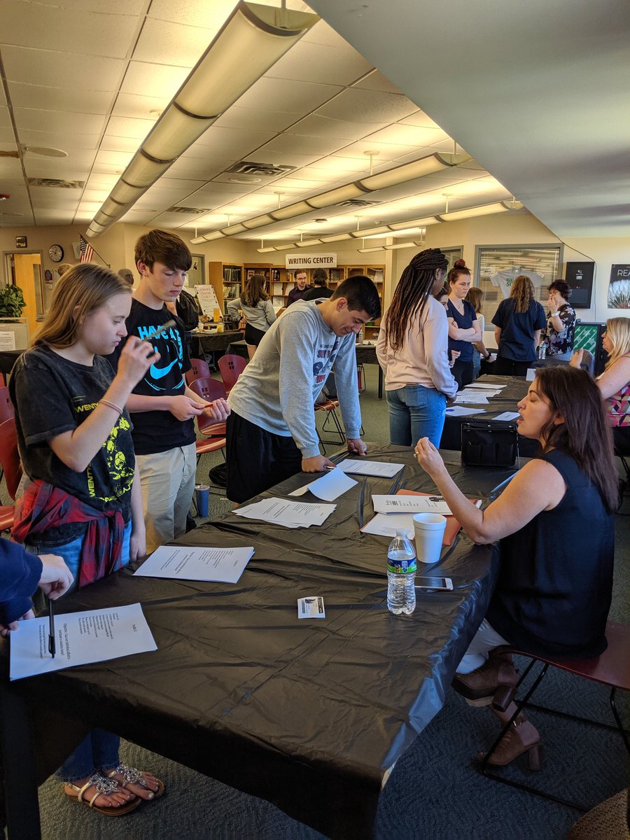 lindenhursths's tweet photo. #CTE students played #thegameoflife #LHS student groups rotated  in interactive sessions with professionals from #realestate #insurance #employment #banking #loans learning how to budget and financially plan. #LindyLovesLearning #equityfirstfoundation @lindyhslmc @LindenhurstUFSD https://t.co/ORQg7tSmrP
