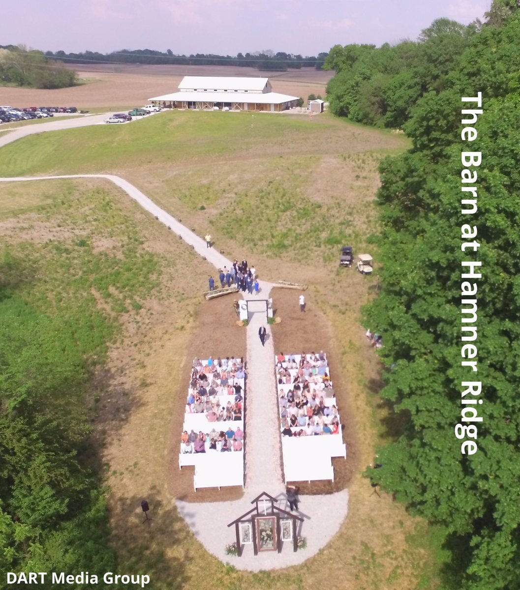 DARTMediaGroup's tweet image. Check out a few pictures from this past weekend’s beautiful #JacksontilltheYeend wedding  hosted at the amazing #TheBarnatHamnerRidge rustic event venue!