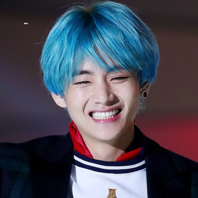 FuntimeZoella's tweet photo. #TaehyungYouArePerfact 
We love our boxy smiling boy. BTS is nothing without Taehyung or any other member. Leave our handsome and talented boy alone, and spread love toward him.💜💜💜💜💜💜 https://t.co/PBEUswlzs6