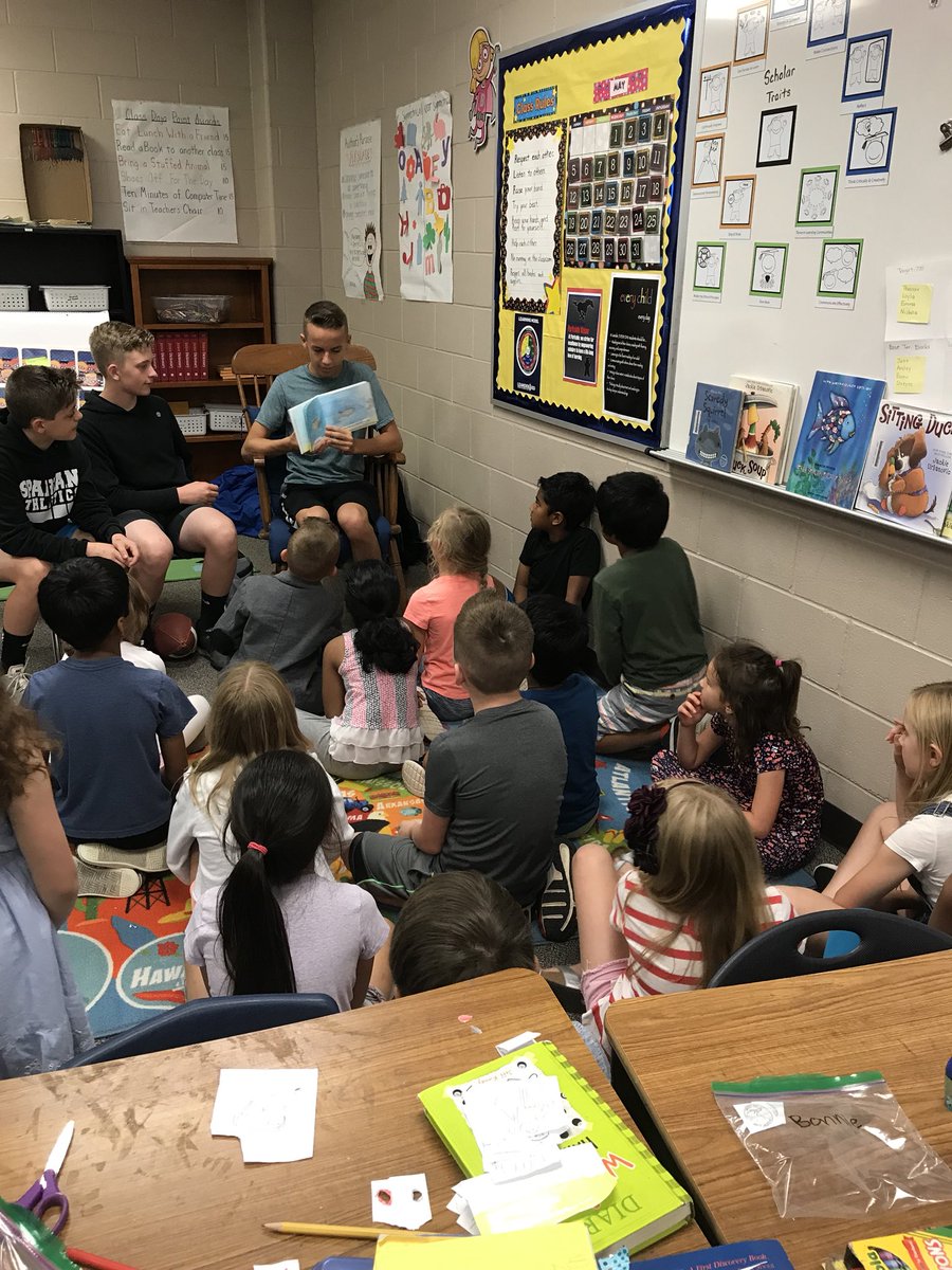 s_janda's tweet photo. Stiles Quest readers! #lisdparkside https://t.co/5KiC0eK9qV