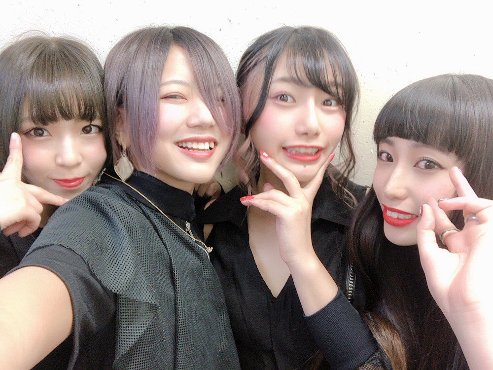 ツキノ・チハル (@chiharu_482) / X