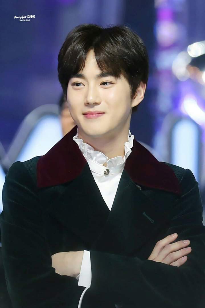 superliderJun's tweet photo. Happy Birthday Kim JunMyeon!!
The best leader-nim, guardian of EXO, great singer, dancer, actor and model.
Humble &amp; Handsome 
#HappySUHODay #HappyJunmyeonDay #KIMJUNCOTTONDAY 
@weareoneEXO #EXO https://t.co/AxcBCotqgS