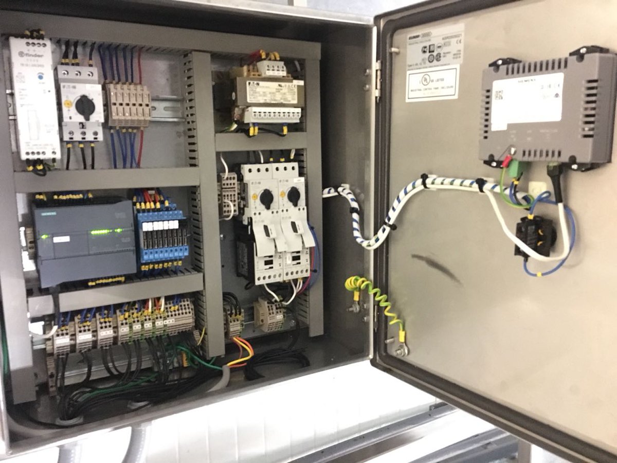 Yassis_mex's tweet photo. #siemensAutomatizacion #Siemens #AutomatizaciónPuebla #automatizacion #TIAPortal #solucionesIndustriales #yassis #PLC #ControlAutomatico @Yassis_Ventas @YIIPIIE @Martin_esp https://t.co/Kn0pEWCWJr