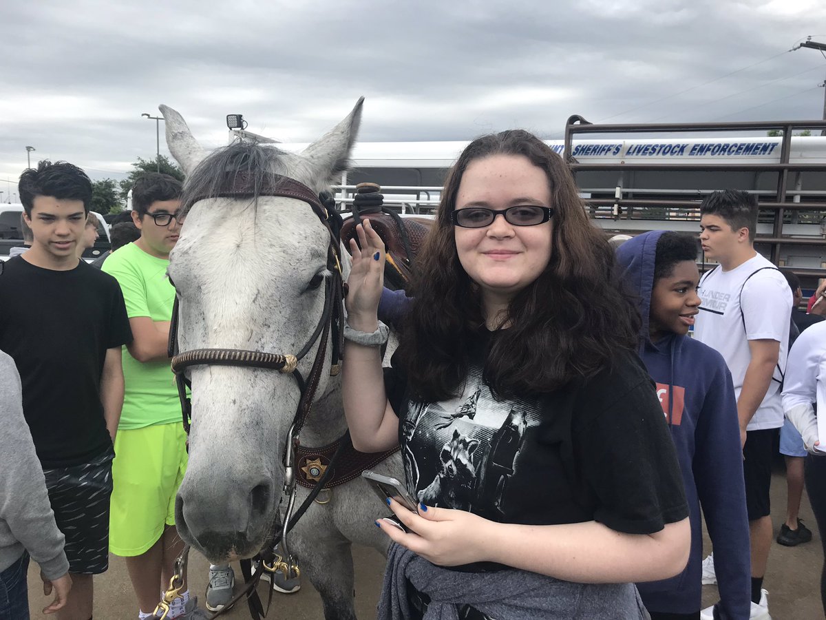 baylor1995's tweet photo. #HMSYES2019 A Day in the Life learning about Goose .... and Livestock Enforcement https://t.co/Gg8yAOZm8o