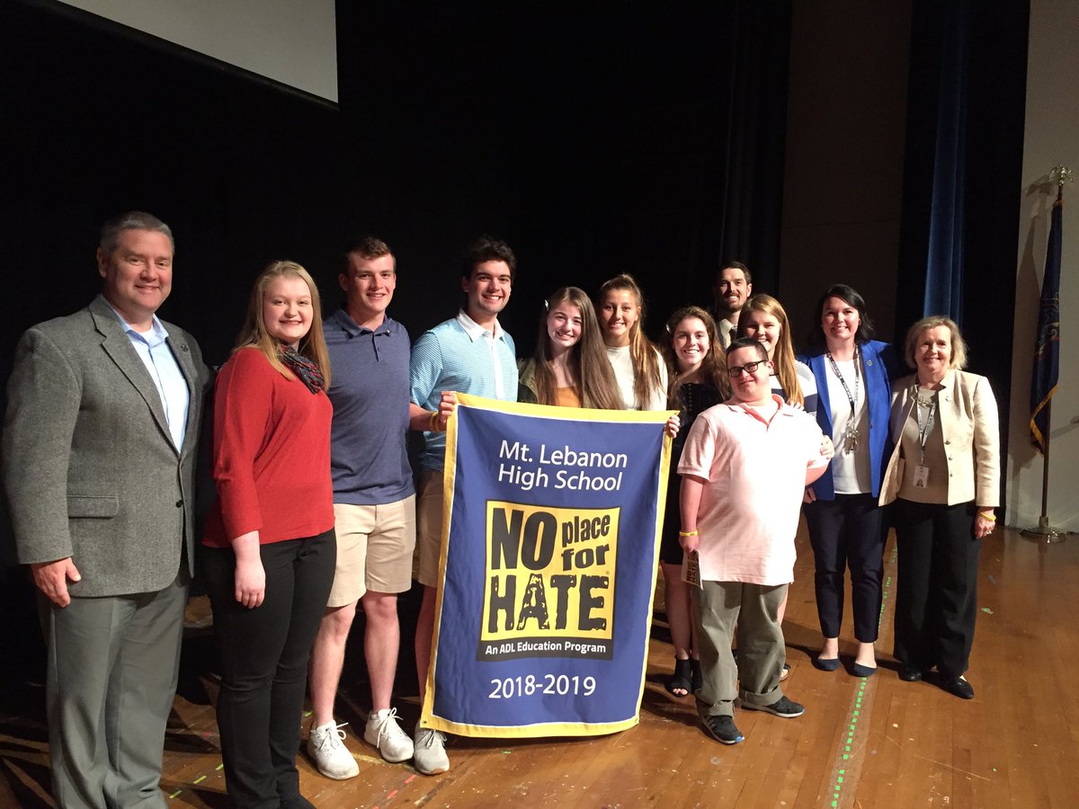 LeboActivities's tweet photo. No Place for Hate#ADLspreadthelightcelebration@MLHS https://t.co/IZg7ZZ3V8Y