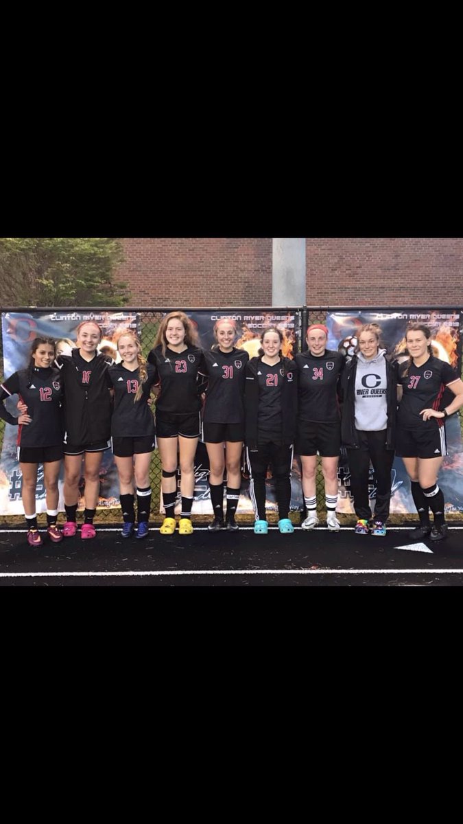 haleydash3's tweet photo. Bittersweet that tonight will be my last appearance EVER at CHS for an athletic event. Last time wearing #31 on Coan field; last time playing beside friends that turned into family on our home turf. If you’re not busy tonight, we’ll be kicking off at 5 pm⚽️ https://t.co/GjagV2HfAk