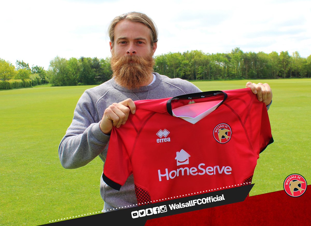 🗨️ Sinclair: “It’s exciting times.

“I was at Bristol Rovers for a long time and I enjoyed a successful period with them. It’s a new challenge now and that is exciting.

“It’s a great club and I can’t wait to meet the supporters and everybody at the club."

#WelcomeStuart