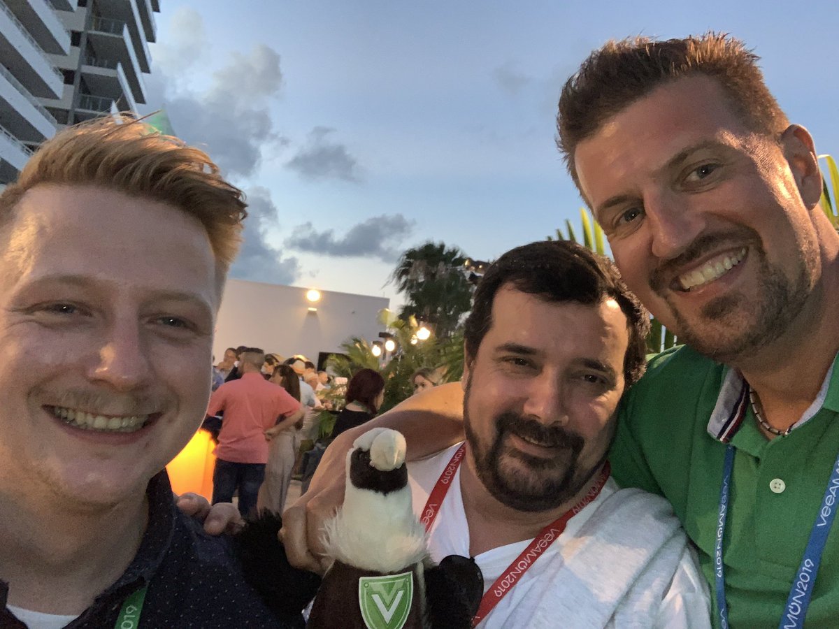 _Tobs__'s tweet photo. VeeamOn has finally started. Happy to be part of it. #Veeam #VeeamON #VeeamVanguard https://t.co/eiZG33xMGL