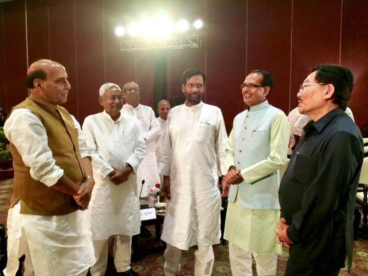 pawanchamling5's tweet photo. Some moments shared with Hon'ble Prime Minister Shri @narendramodi Ji, Shri @RajnathSingh ji and other leaders of the #NDA at New Delhi today. https://t.co/sqPQKKWnBE