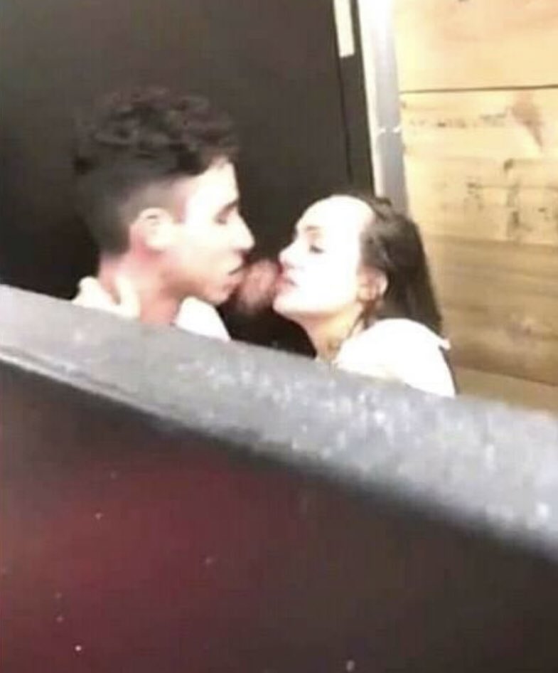 Todos acharam que era a LARISSA 
MASNOERA