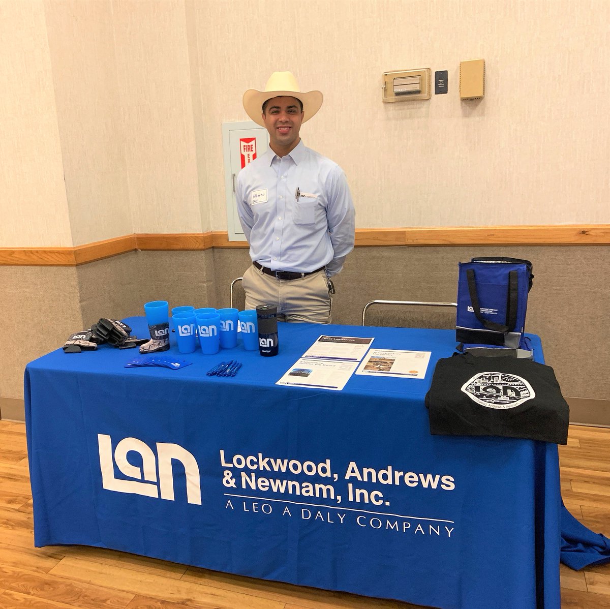 LAN_Engineering's tweet image. We are excited to be at the North Central Texas Council of Government’s 20th Annual Public Works Roundup at the Grapevine Convention Center in Grapevine, TX. Come say hi to us! #nctcog #publicworksroundup #lanengineering #civilengineering