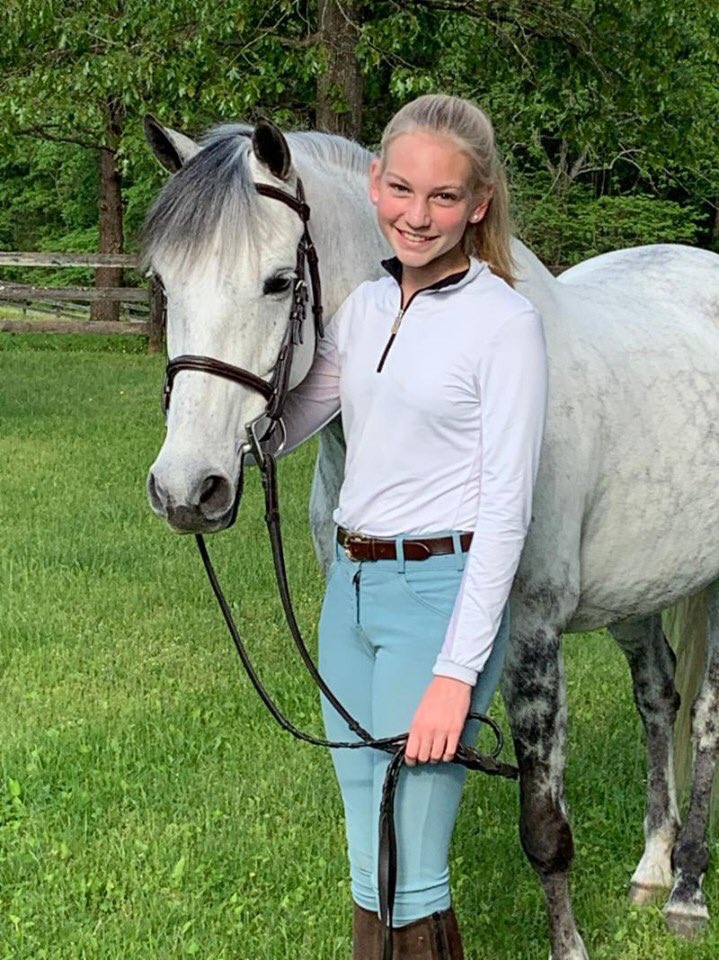 wakefieldschool's tweet photo. Lexi van der Woude ‘24 of is one of three recipients to have been awarded 2019 Gochman Family Grant by The USHJA Foundation. Way to go, Lexi!  To read more: https://t.co/8vRkmi4SxN https://t.co/1bya4JYrI7