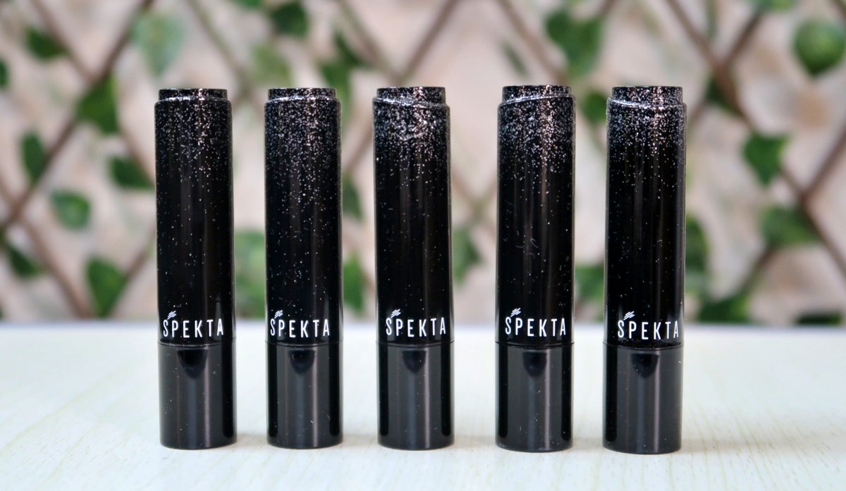 BhartiPuri's tweet photo. New video up! @SpektaCosmetics MATTE LIPSTICK REVIEW AND SWATCH

https://t.co/5HbIfz5pbr https://t.co/jCV1MMEzYK