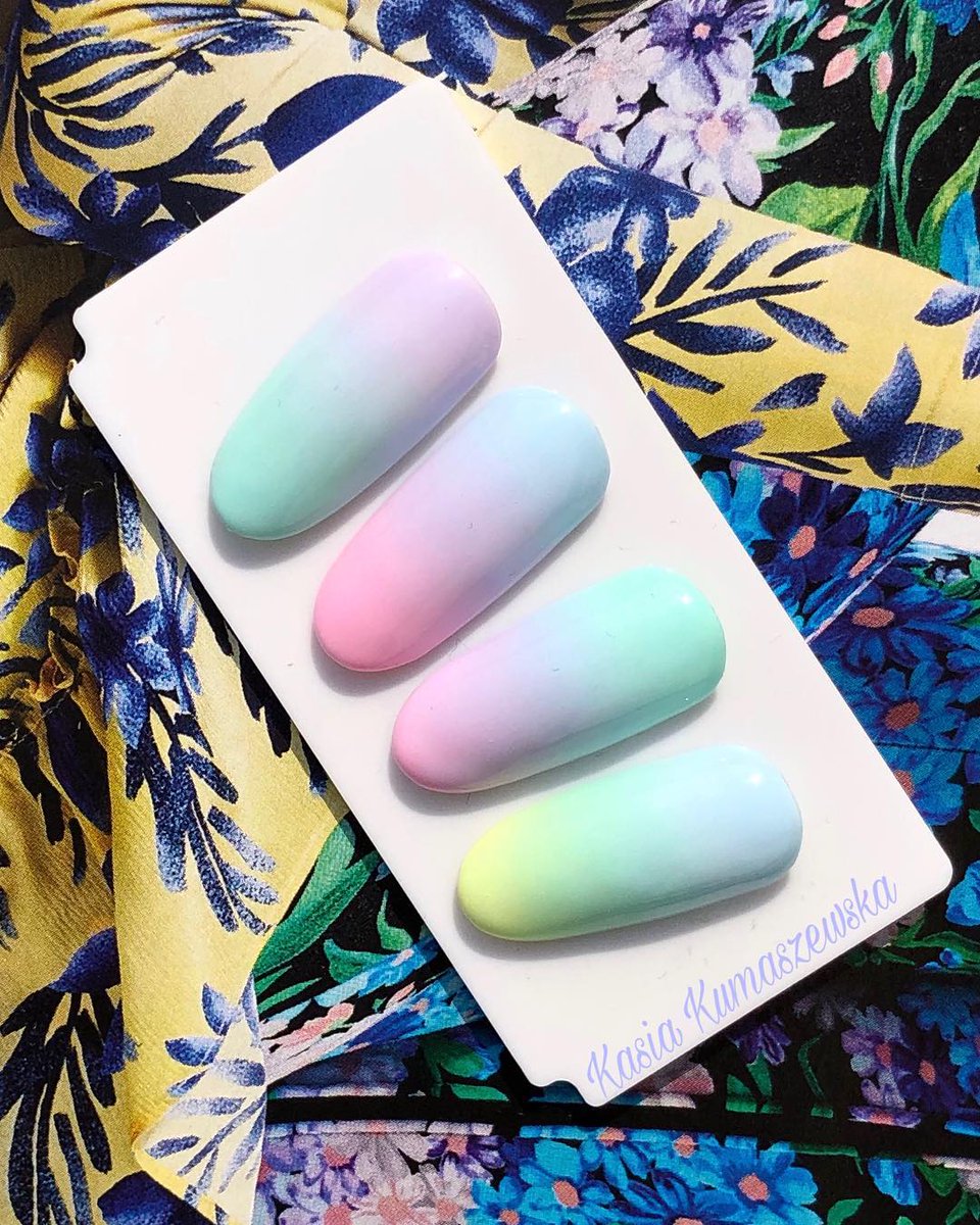reformnails's tweet photo. 💎 The art of perfectly delicate ombre 💙
.
.
.
#reformanails #reformnails #springnails #springnails2019 #summernails #summernails2019 #ombrenails #ombremanicure #gradientnails https://t.co/PVQkIh4jgg