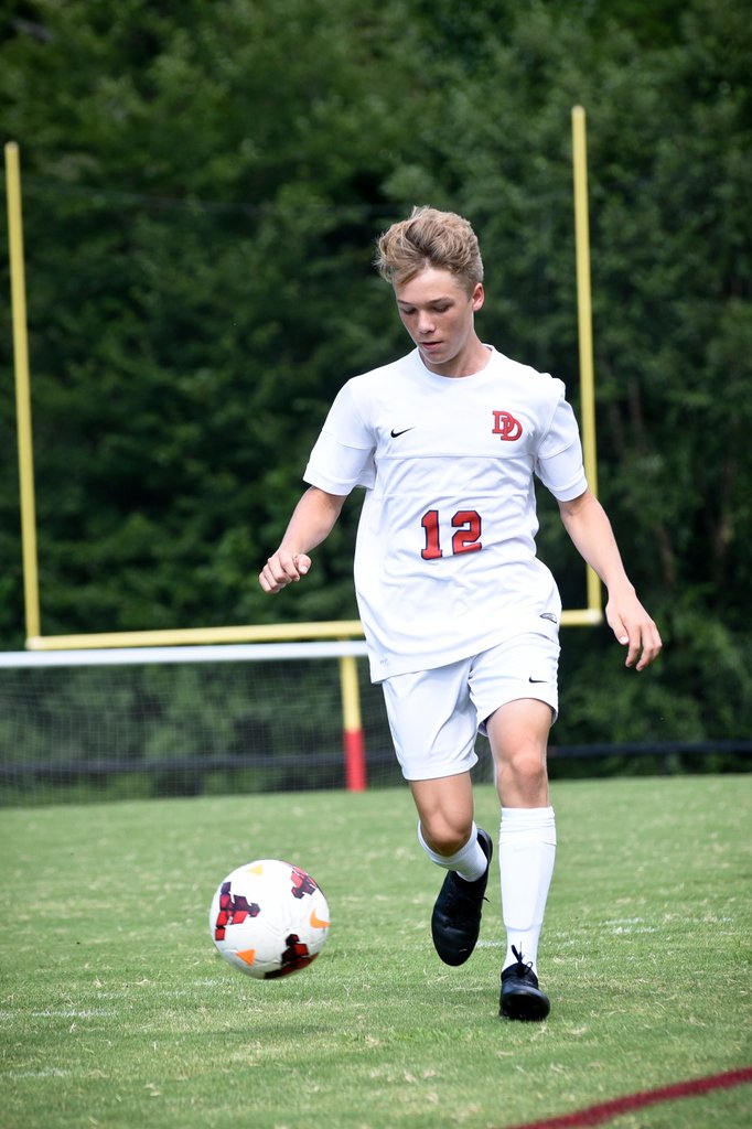 The #DavidsonDay varsity girls and boys soccer teams play each other tomorrow at 6:30 p.m. in a match that honors and benefits Lance Fenderson, '20, who recently suffered a spinal injury playing for the Patriots

Tell everyone you're attending: facebook.com/events/2697482…