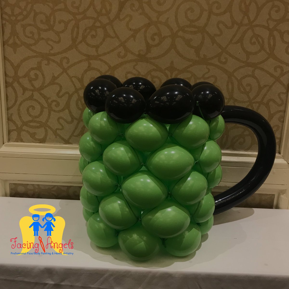 FacingAngels's tweet image. My Hulk Cup ☺️ 
I really love the way this turned out. 
🎈
🎈
🎈

#balloonart #balloonartist #DMV #dclife #thehulk #marveluniverse ##balloondecor #balloonstylist