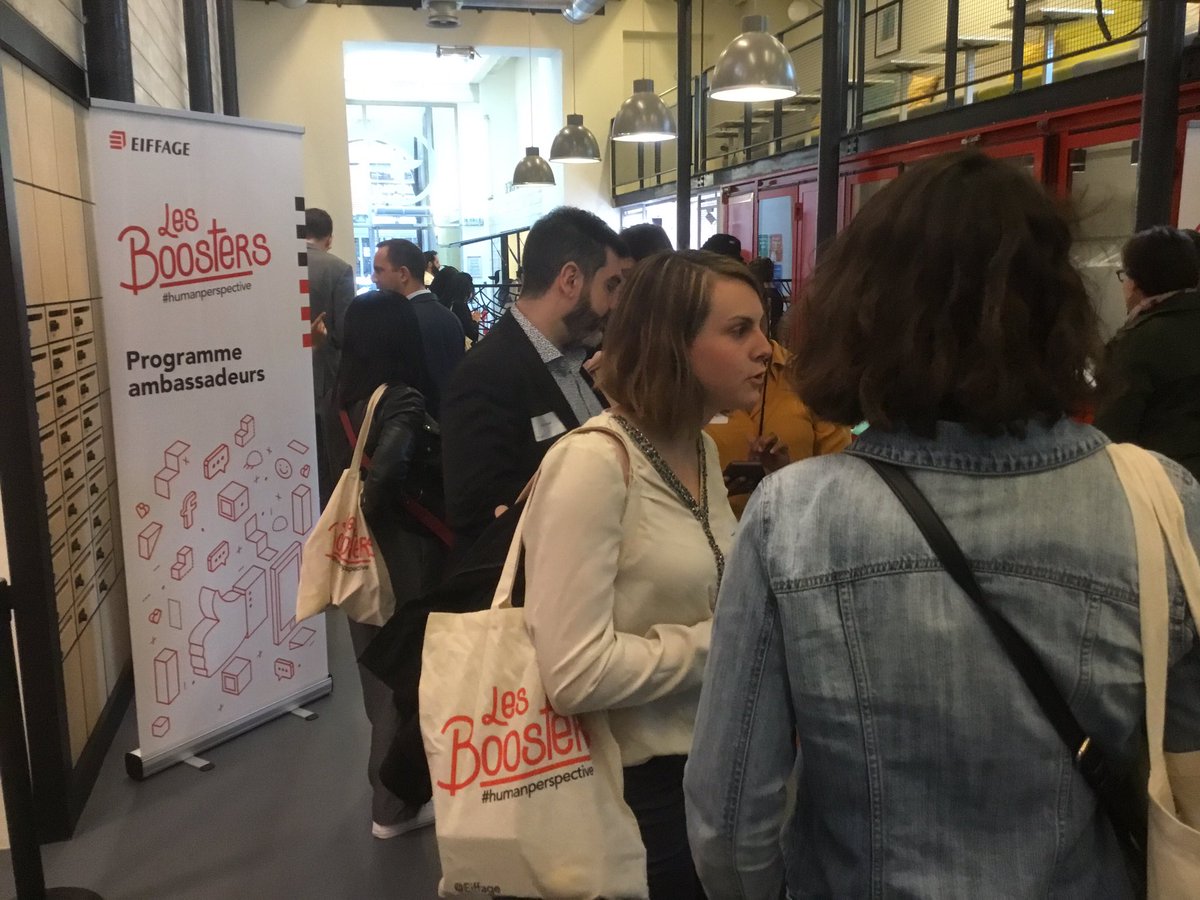 Clem_chp's tweet photo. #LesBoosters : le programme ambassadeurs d’@eiffage lancé aujourd’hui !👏🏻 
La team social média @TBWACORPORATE était sur le coup 💪🏻
#HumanPerspective

cc @HootsuiteFR https://t.co/DAMIckC2jb