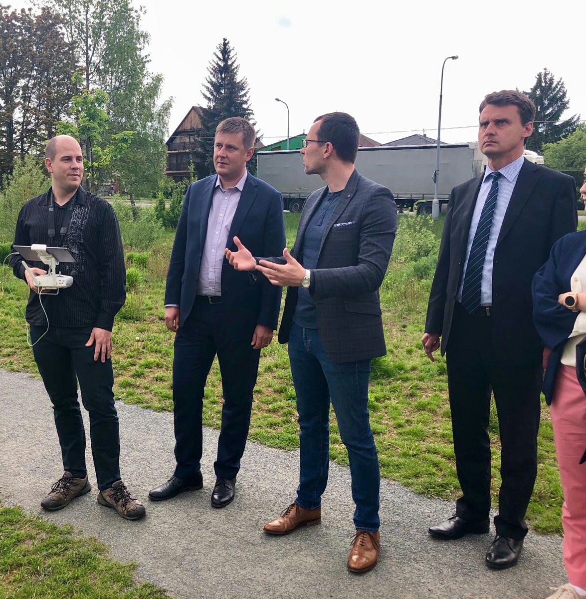 CheckTerra's tweet photo. Today's informal meeting with Minister of Foreign Affairs Tomas Petricek in Rokycany. We were honored to introduce our services and to share our experience of working in developing countries. @TPetricek #czechaid #uav #drones #mzvcr #hydropower #energy #power #developingcountries https://t.co/8nXLf8lZmN