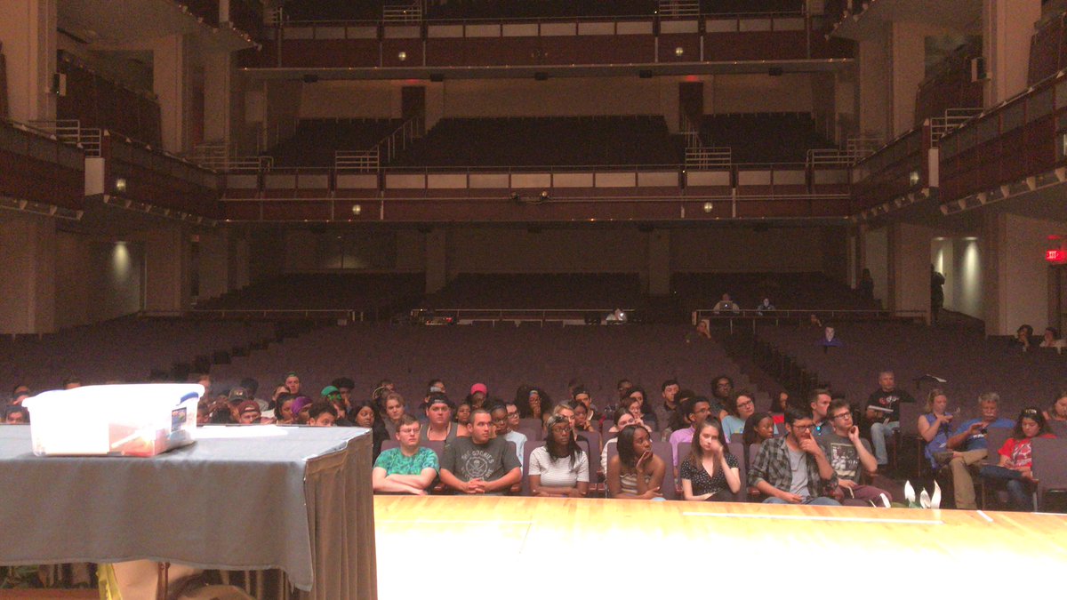 vmccastuco's tweet photo. Graduation Rehearsal!! Whoop-yeah! ❤️🖤 https://t.co/6wYr7PCw4Y