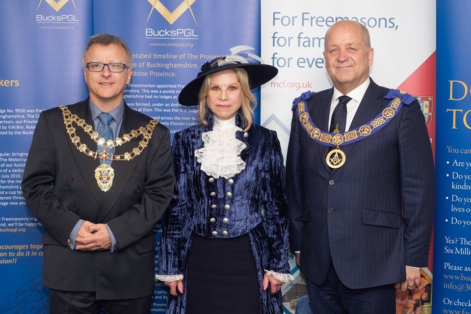 Bucks PGM John Clark welcomed Aylesbury Mayor Mike Smith and Buckinghamshire’s High Sheriff, Mrs J Upton MBE and many of the charities Buckinghamshire Freemasons have supported, to receive cheques and explain what good work their charities are involved with. <a href="/bucks_herald/">Bucks Herald</a>