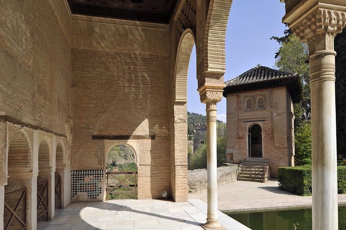 Rocio_DiazJ's tweet photo. Hoy conocemos que @alhambraoficial recibe el Premio de Patrimonio Europeo @europanostra por la restauración del Oratorio del Partal. Felicidades al magnífico equipo técnico que de manera interdisciplinar ha participado en ella. https://t.co/qPyRRHJZ0J