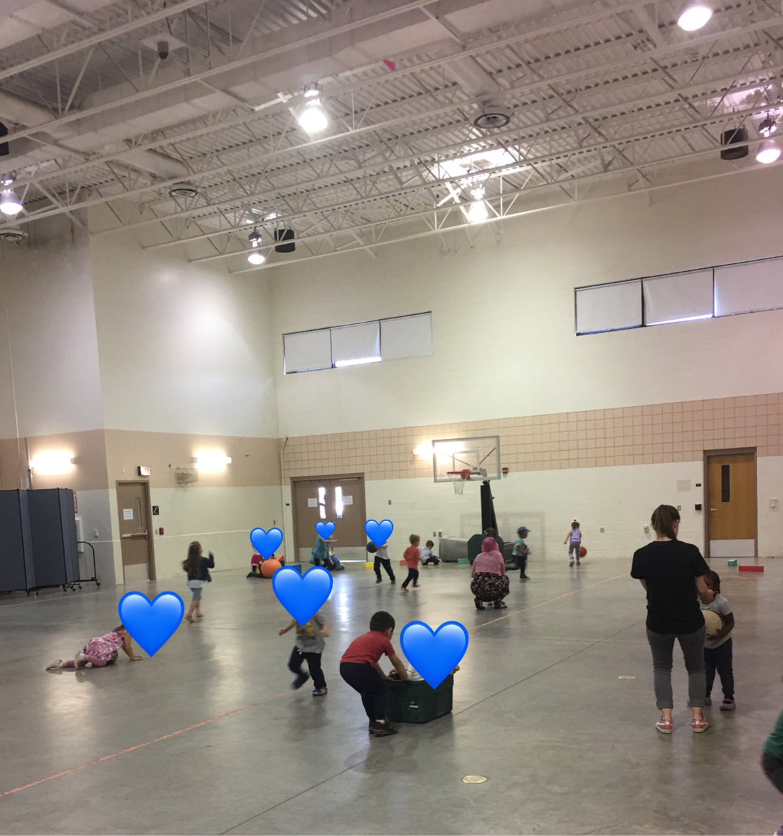 UNDuclc's tweet photo. The #UNDuclc are busy this morning. #Step4 https://t.co/zCxpkuaXV3