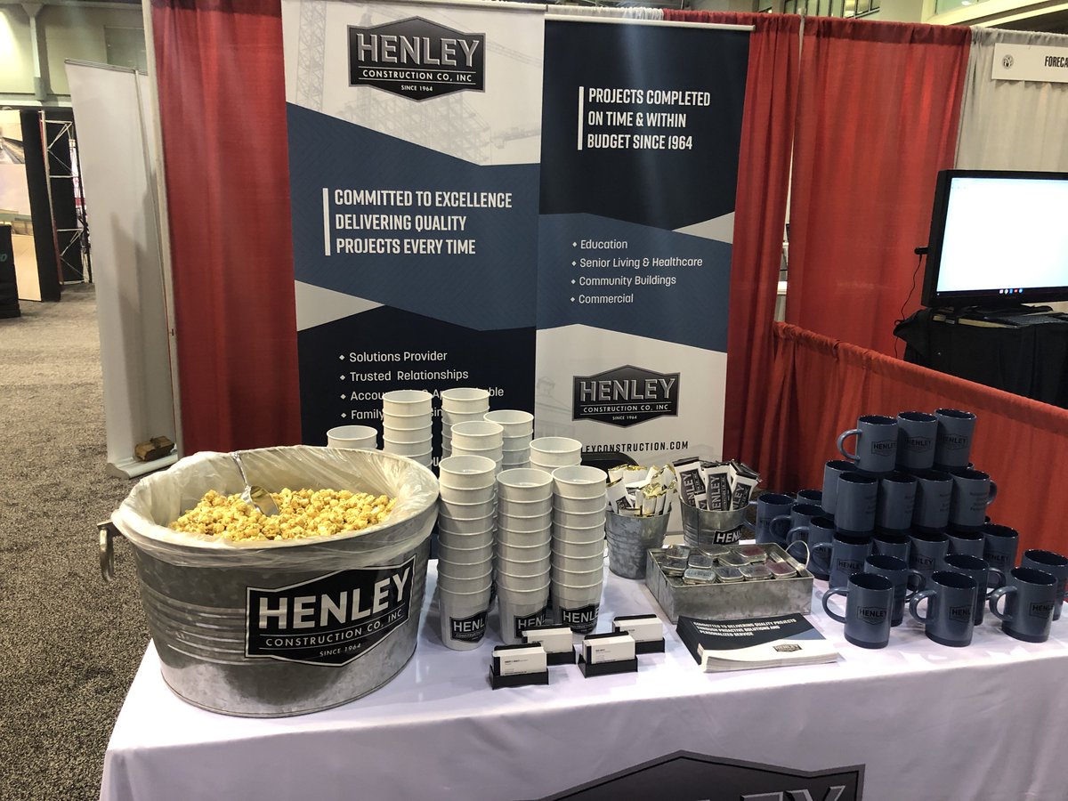 HenleyConst's tweet photo. Henley Construction @HenleyConst traveled to Ocean City, MD this week to attend the @ASBOMDDC Association of School Business Officials 67th Annual Spring Conference. What’s a trip to OC without Fisher’s Popcorn!  #2019SpringConference #OceanCityMD https://t.co/bnjtPw1Qv6