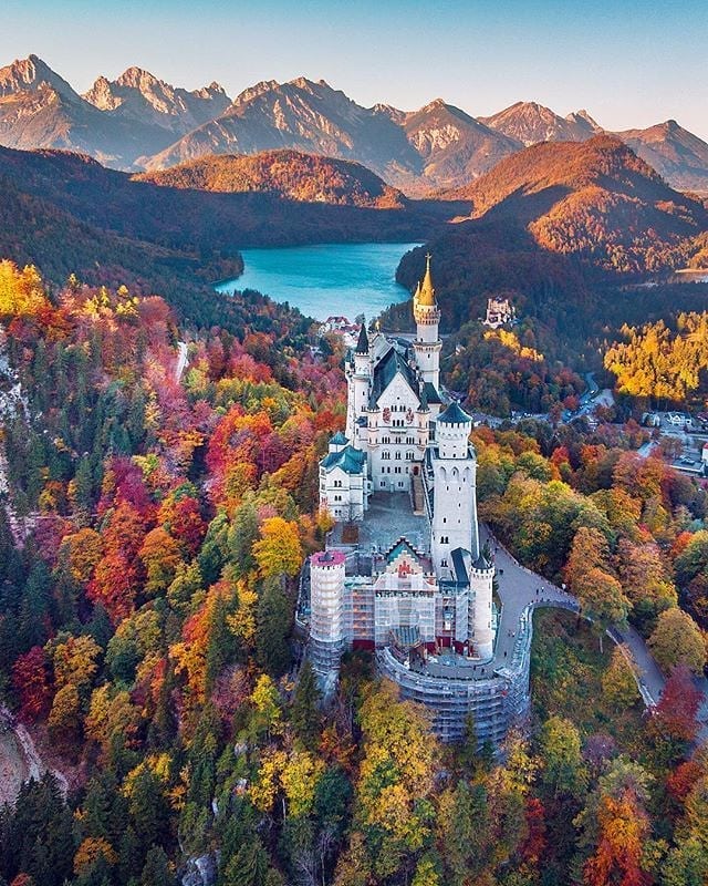 Interrail Planner on Twitter: "A beautiful drone shot of Neuschwanstein Have you visited it? 🏰 ≕≔≕≔≕≔≕≔≕≔≕≔≕≔≕≔≕≔≕≔≔≕≔≕ Follow @interrailplanner for more amazing photos of Europe!… 📸 https://t.co/kuSaJQ0I2H via ...