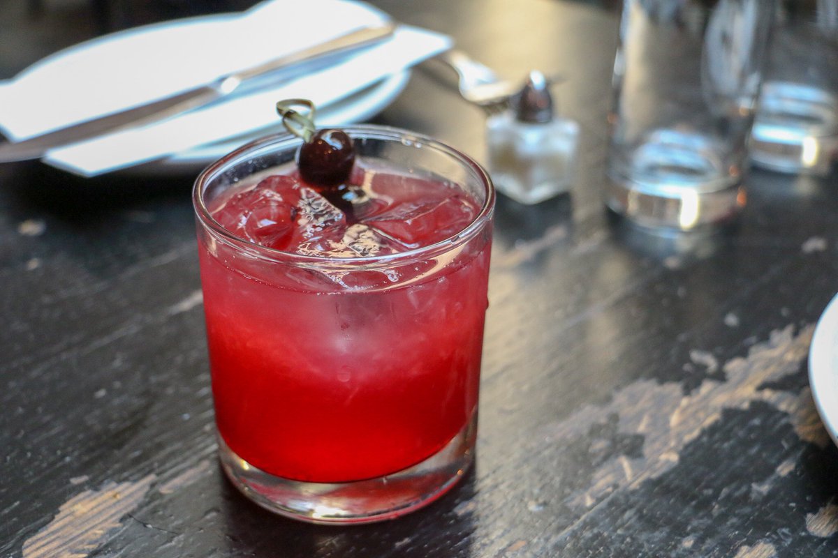 Gallirestaurant's tweet photo. 🔜🍹 get a complimentary carafe of our featured cocktail for parties 4+ tonight! #gallirestaurant https://t.co/UGiI1fDG6m