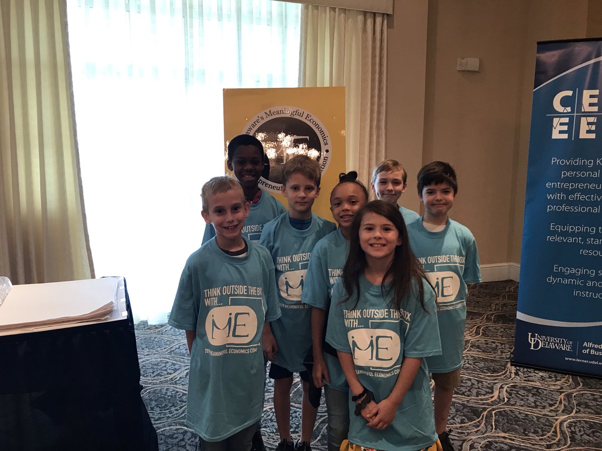 DEspacegirl's tweet photo. 3rd grade Meaningful Economics Competition #WilsonES @ChristinaK12 https://t.co/cADT4UMQvI