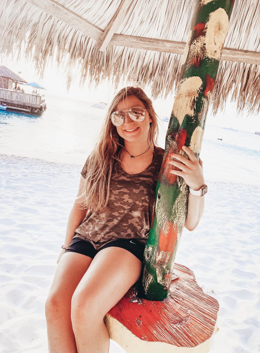 troy_adpi's tweet photo. Summer is in full SWINGโ๏ธ
-
-
#followadpito Oranjestad, Aruba! Comment where you are going this summer! #traveltuesday https://t.co/MJDXcvLYS2