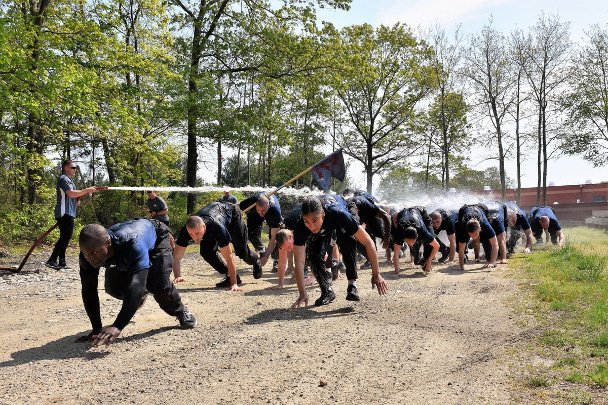 RIStatePolice's tweet photo. Recruits from RI State Police, @ProvidenceRIPD and RI Municipal Police Training Academies came together for the first time in history yesterday to build relationships and engage in a friendly competition called the Guardian Games - a 3.5-mile obstacle course, tug of war and more. https://t.co/5q02S7mclR