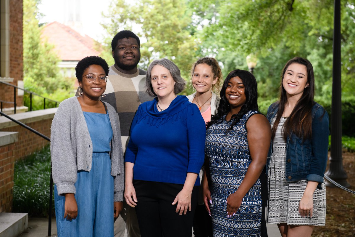 scsupported's tweet photo. Congrats to team members (from left to right) Julia Brisbane, Joseph Murphy, Dr. Eliza Gallagher, Marketa Marcanikova, Armoni Dunwoody &amp; Abby Hines for their hard work! Best of luck to new Clemson alums Julia, Armoni &amp; Abby in their future endeavors!
#NSFINCLUDES #ClemsonCECAS https://t.co/i6YhwwhgDa