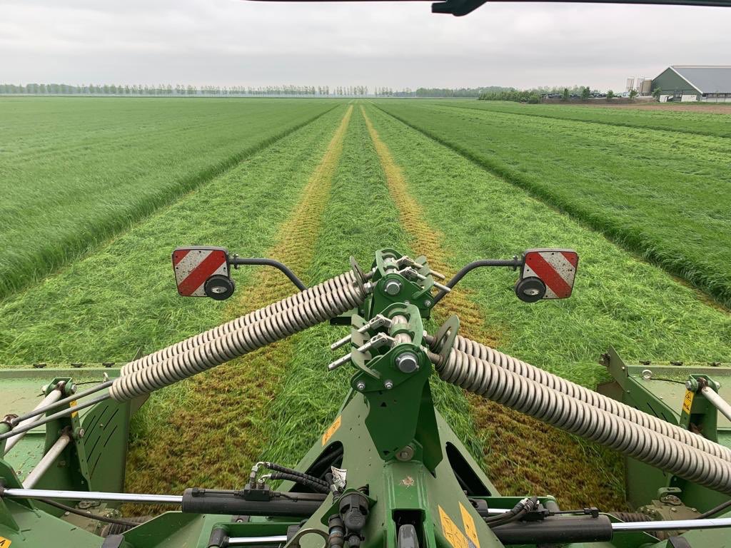 BoerNu's tweet photo. We maaien de #tweede #snede #oogst2019! https://t.co/f6qjOalMon